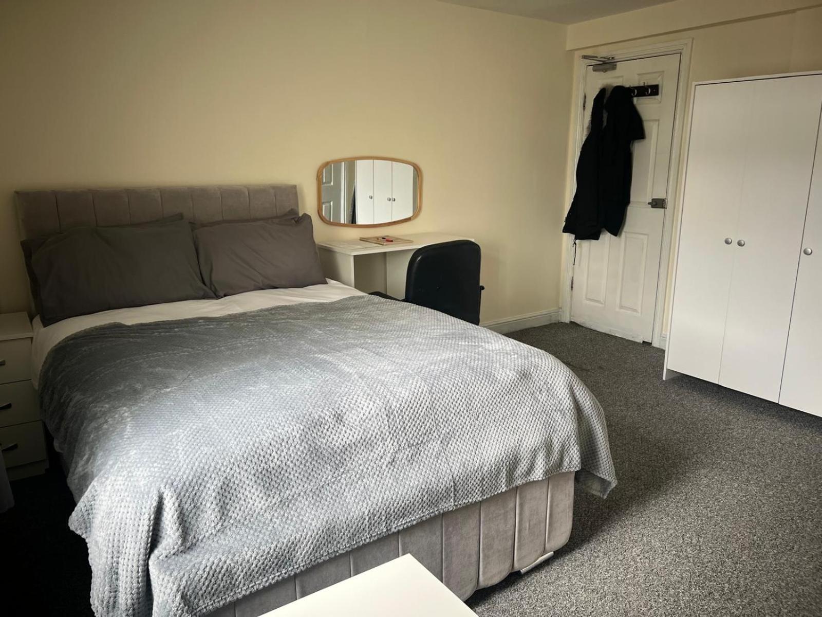 Studio Flat 7 With Private Shower & Wc Hotel Nottingham Eksteriør billede